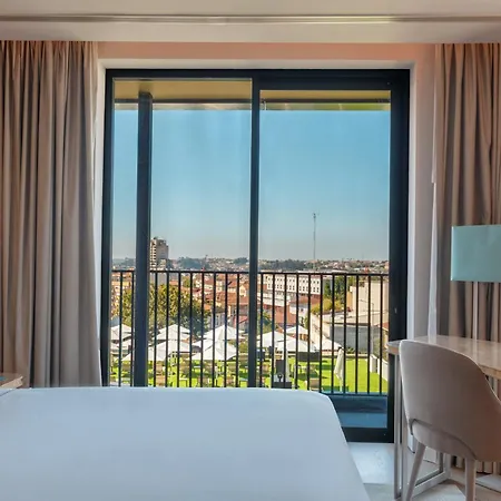 酒店 Melia São João da Madeira