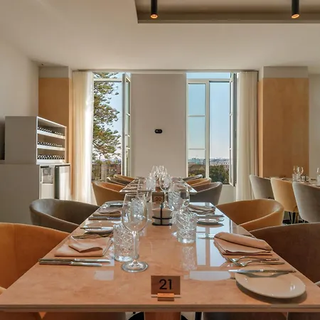 Meliá Hotel 4*